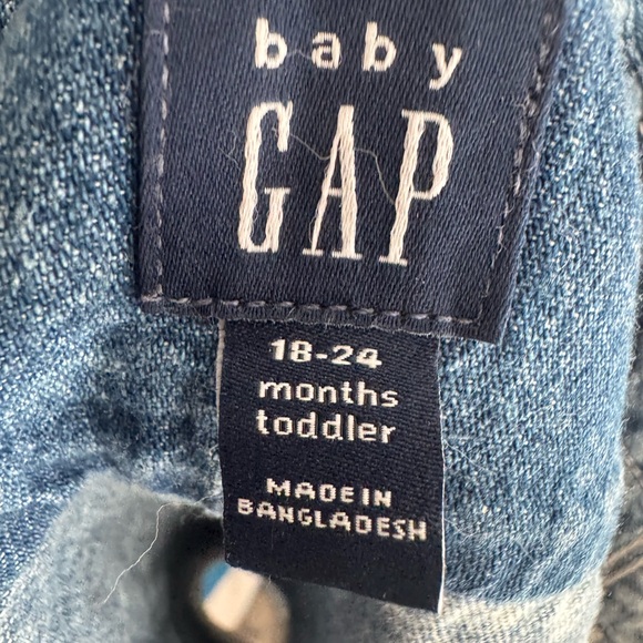 Baby Gap Boy’s Denim Set with Short Sleeve Button Down‎ and Shorts - Picture 10 of 11
